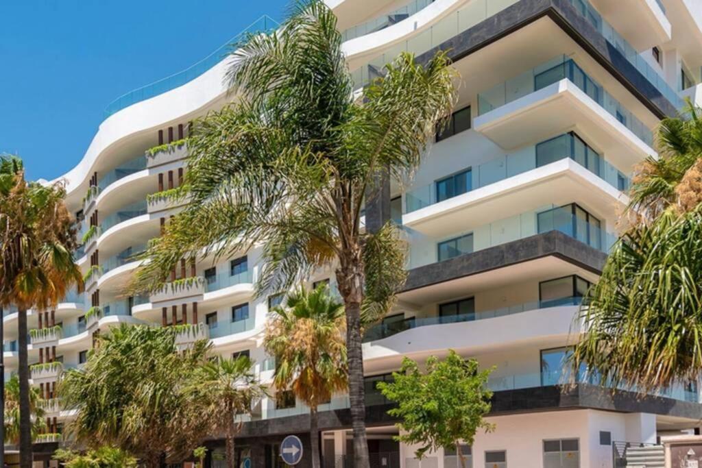 Keywise Family Luxury Infinity Beach & Golf Estepona Exterior photo